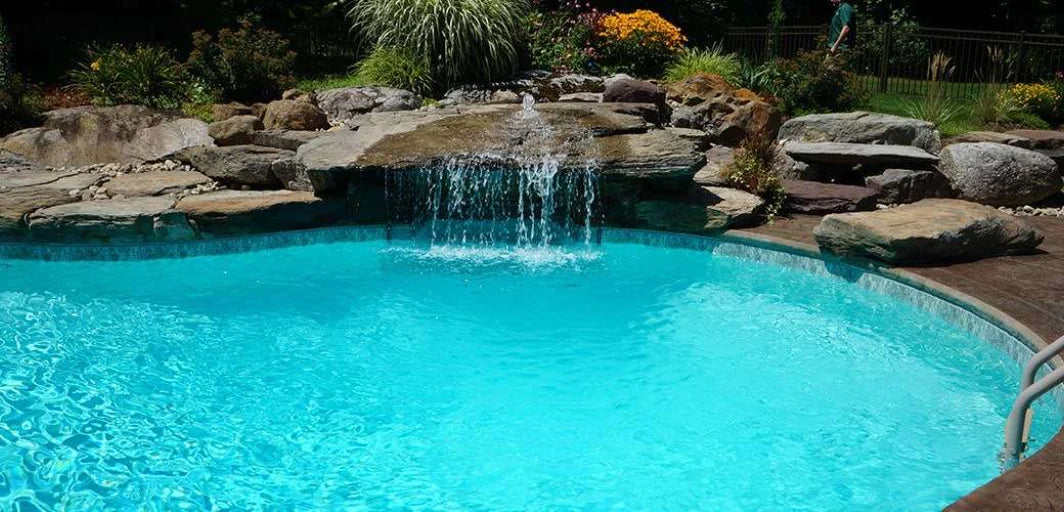 När kan man börja värma poolen?